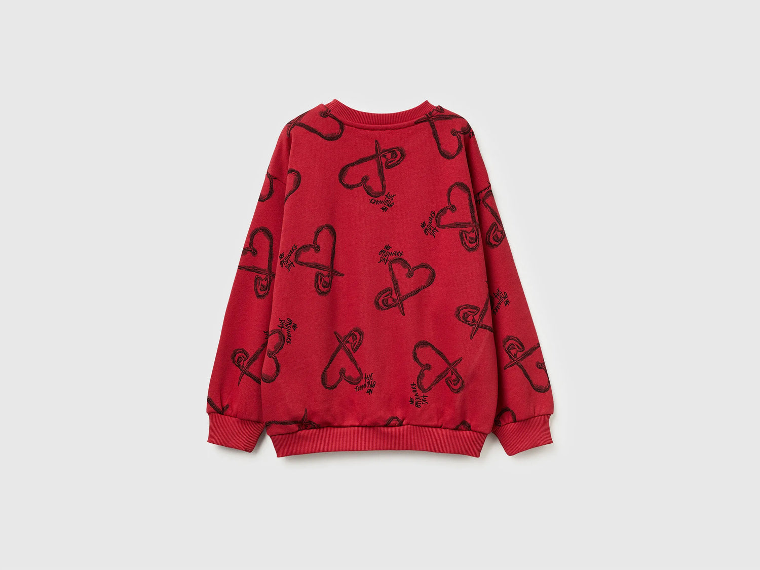 Benetton_Red_Burgundy Sweatshirt with Heart Print_3QHCC10RS_69R_02
