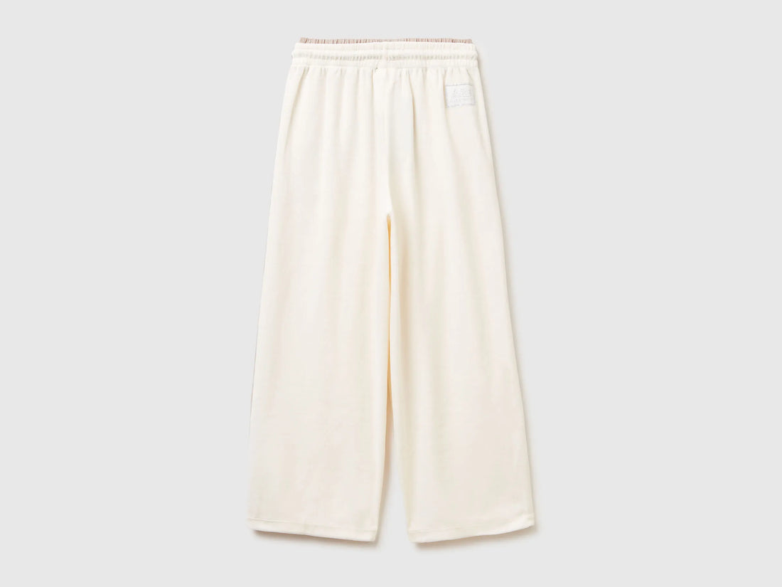 Benetton_Creamy White_Wide Chenille Trousers_3UAPCF06T_0R2_02