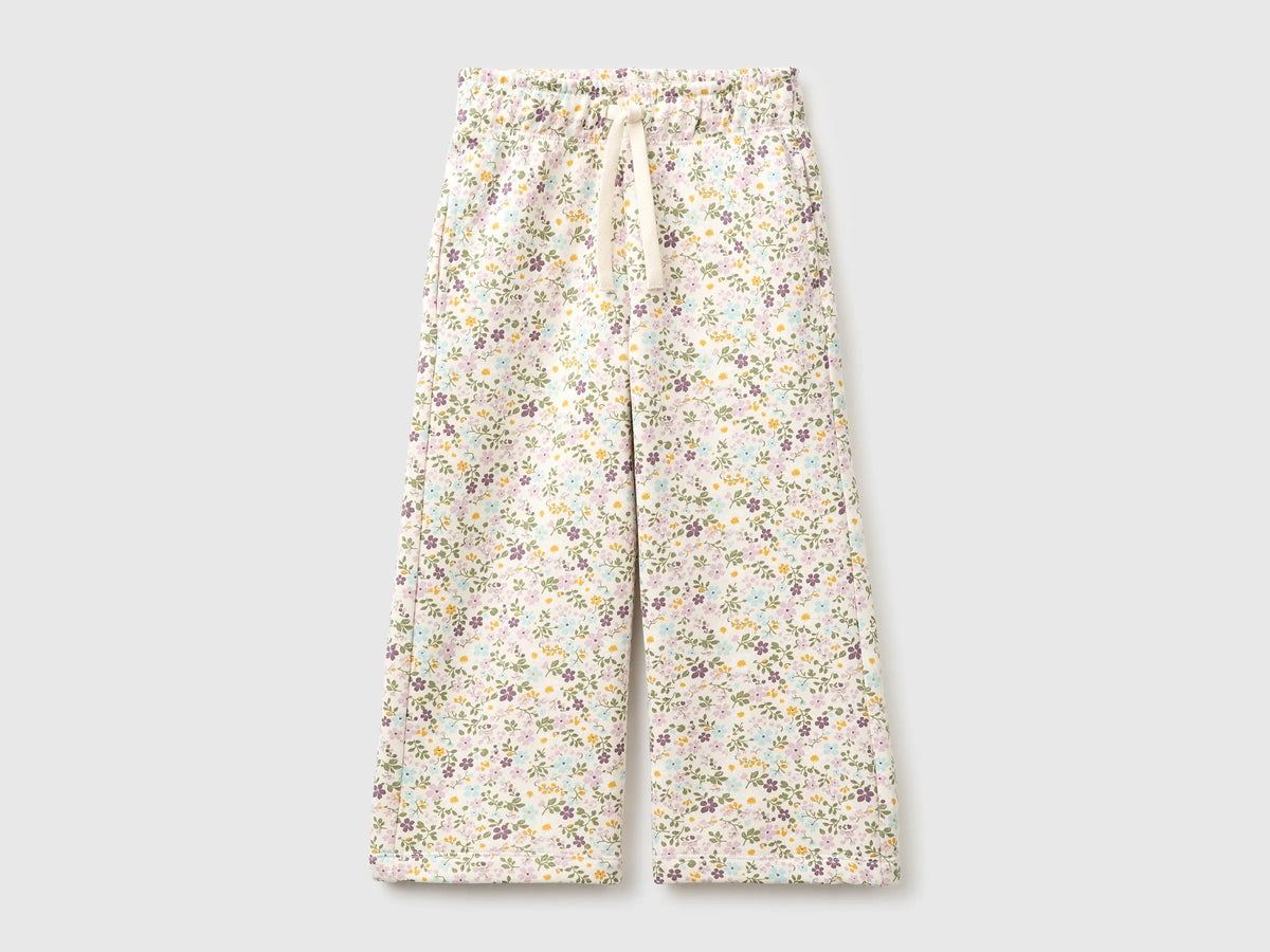 Benetton Creamy White Girls Wide-Leg Trousers in Printed Sweatshirt SKU: 3UHCGF05R_901 Image 01