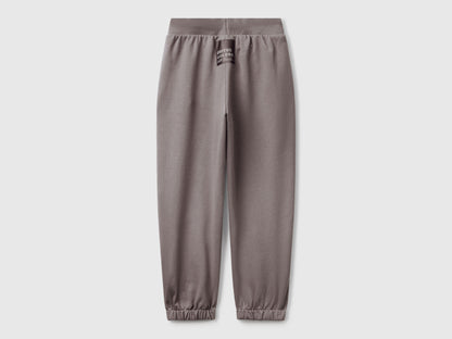 Benetton_Comfort Fit Sweatpants_3UNICF060_00W_02