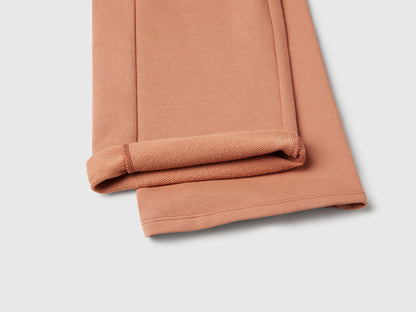 Benetton_Loose Fit Sweatpants_3UNICF061_3N4_03