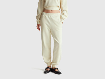 Benetton_Creamy White_Pure Cotton Joggers_3UNIDF01A_3C9_02