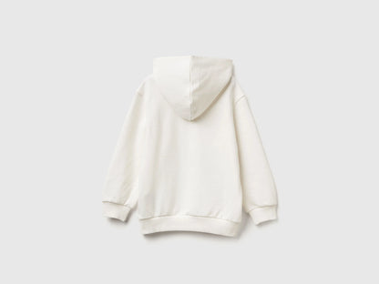 Benetton_Creamy White_Sweatshirt Featuring Batwheels ©&amp;ª Dc and Wbei_3UNIG2016_074_02