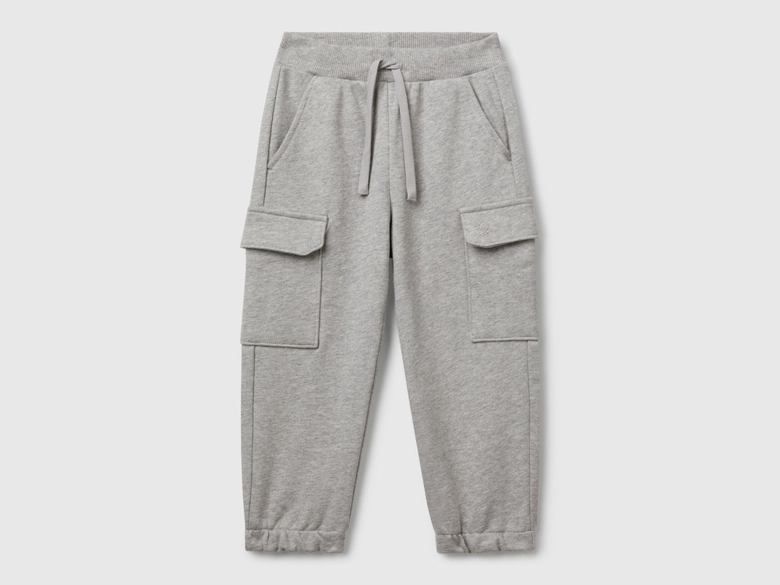 Benetton_Cargo Sweatpants_3UNIGF045_501_01