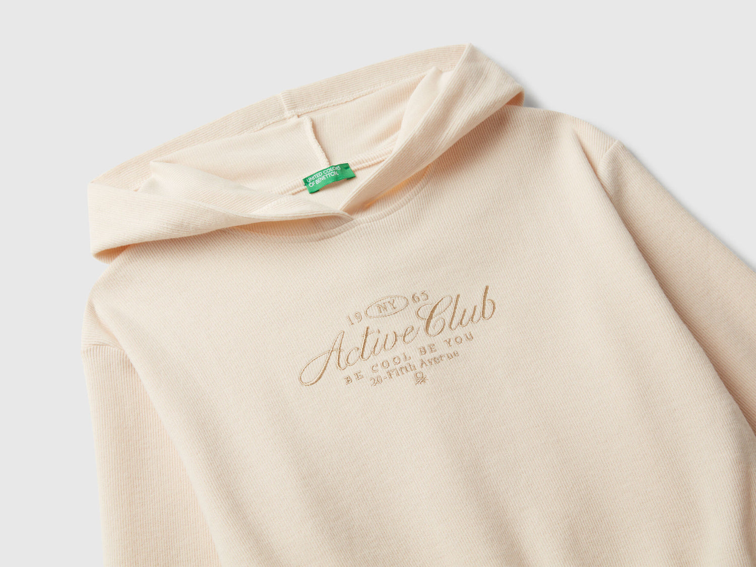 Benetton_Beige_Warm Sweatshirt with Lurex Embroidery_3UODC204X_901_03