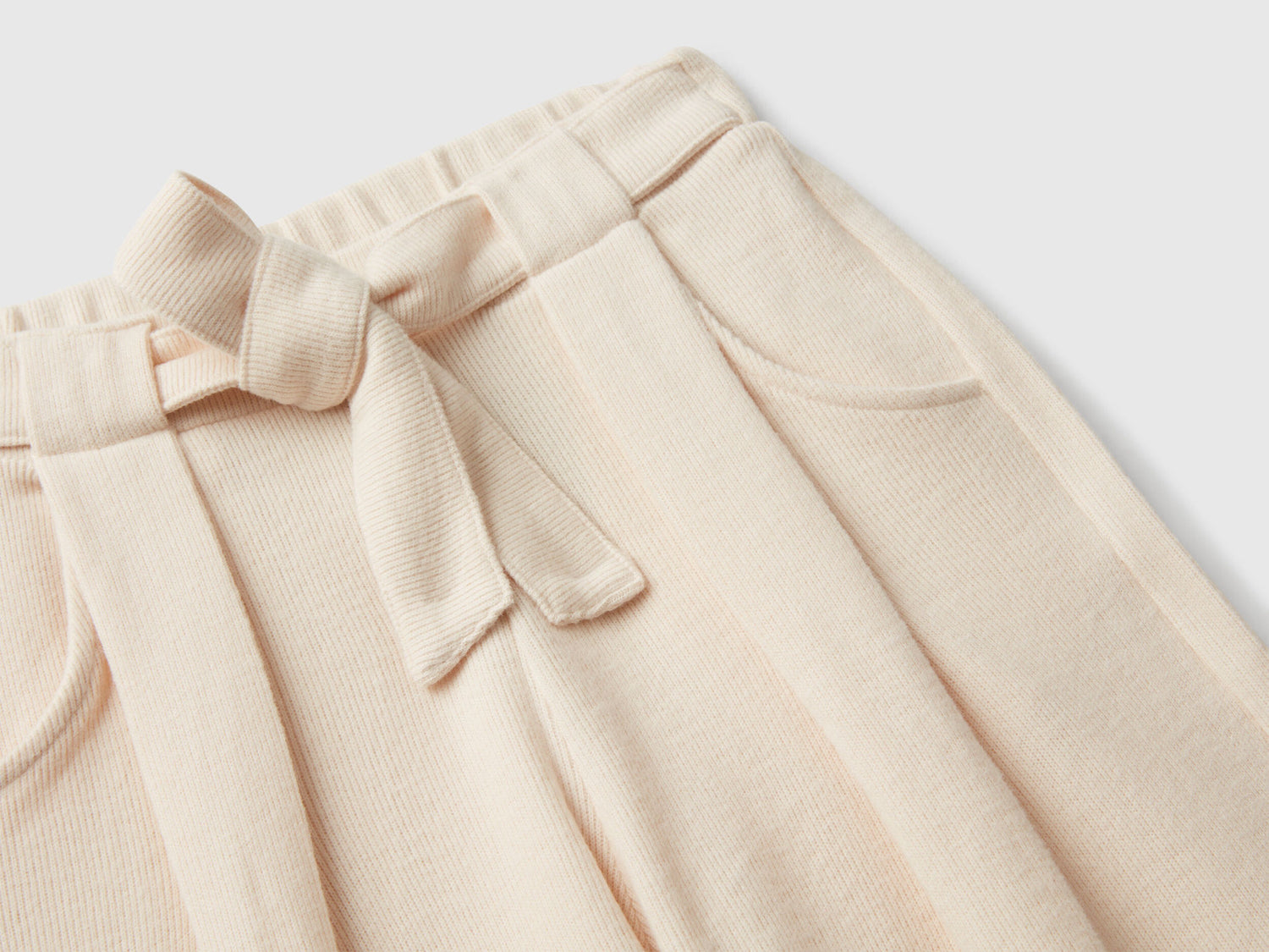 Benetton_Beige_Trousers with Sash in Warm Cotton_3UODCF06F_901_04