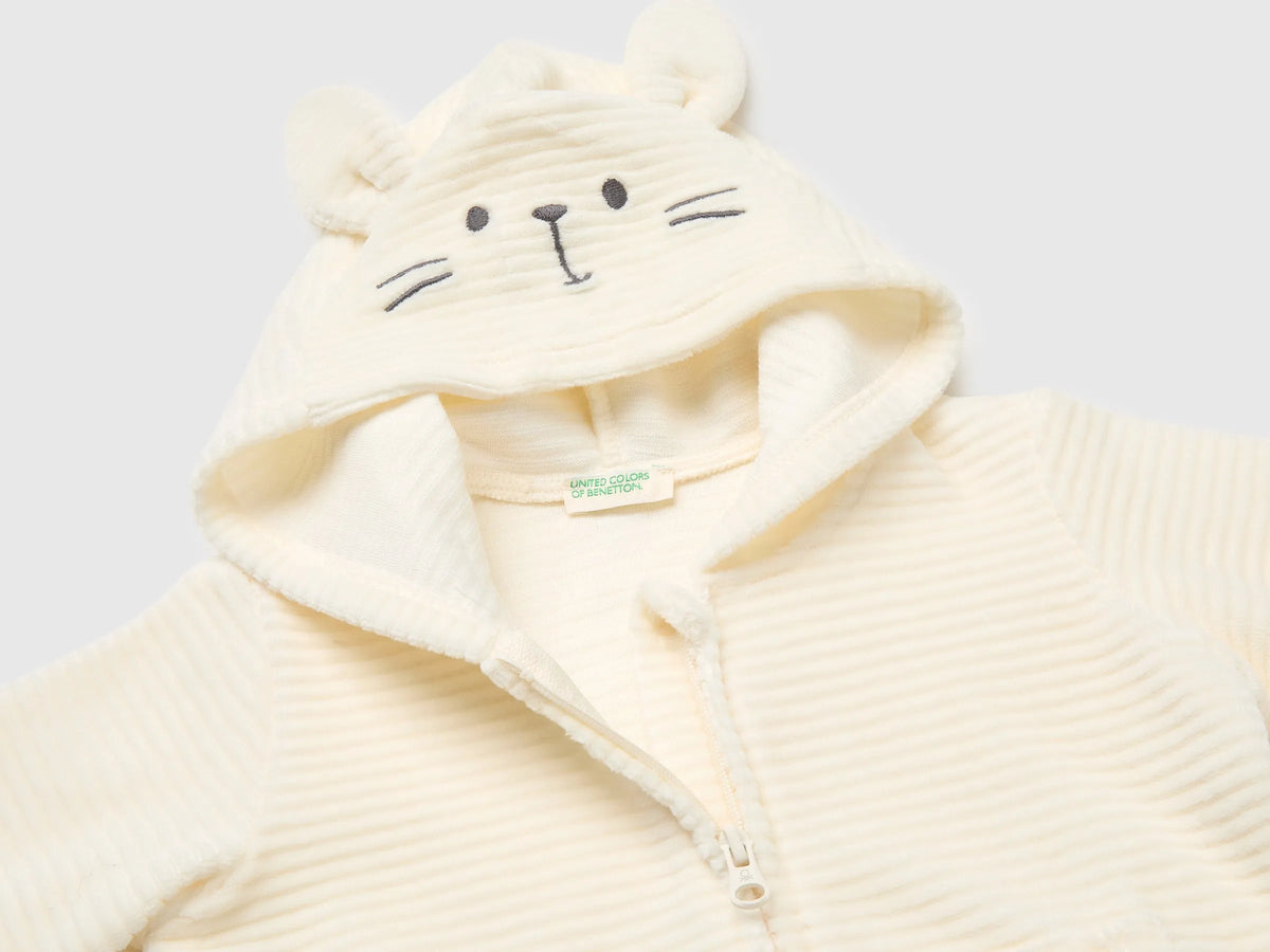 Benetton Creamy White New Born Chenille Sweatshirt with Embroidery SKU: 3VHNA501Z_0R2 Image 03