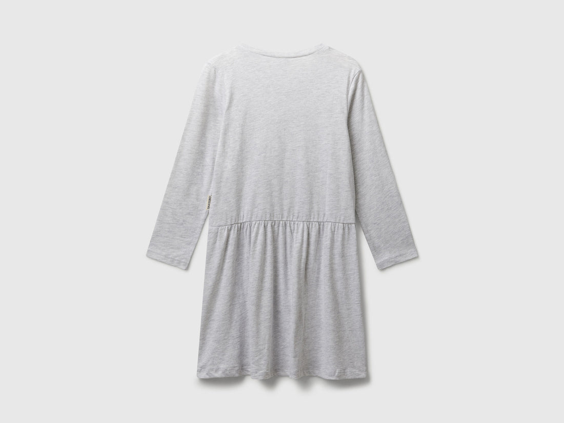 Benetton_Light Gray_Nightshirt ©Santoro Gorjuss_3Y5E0C00P_506_02