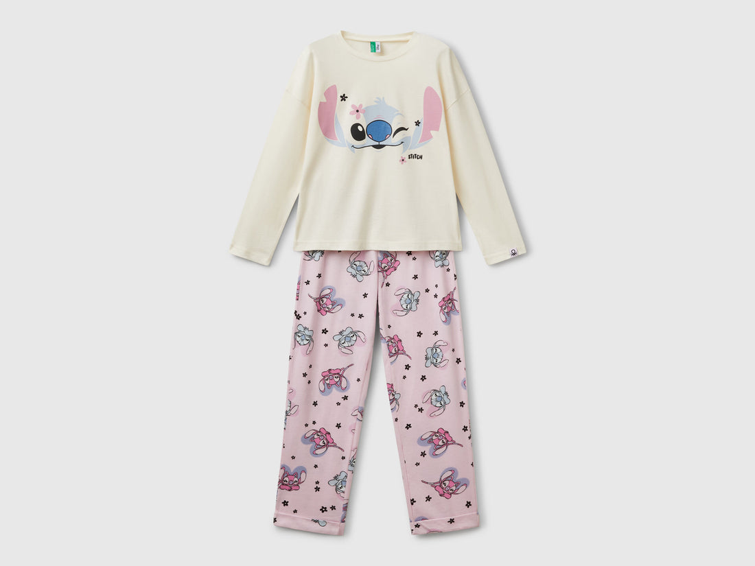 Benetton_Flowing Pyjamas with Stitch ©Disney Print_3Y5E0P08E_0R2_01