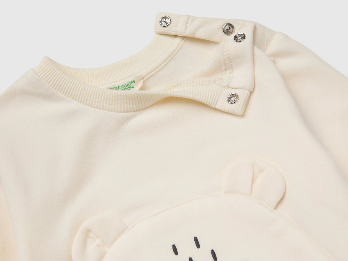 Benetton Creamy White Unisex Sweatshirt with Animal Pocket SKU: 3YWVA107F_0R2 Image 03