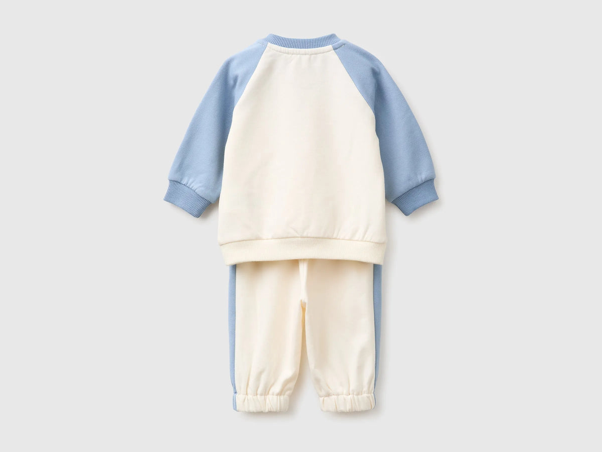 Benetton Light Blue New Born Color Block Sweatshirt Outfit SKU: 3YWVAK01V_903 Image 02