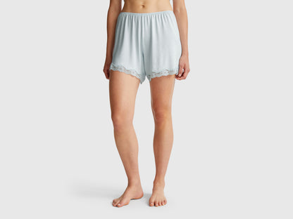 Benetton_Flowy Shorts with Lace_3Z123900V_25G_02