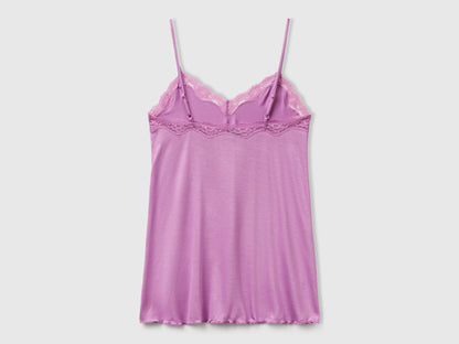 Benetton_Tank Top with Lace Edge_3Z123H00J_3Z4_05