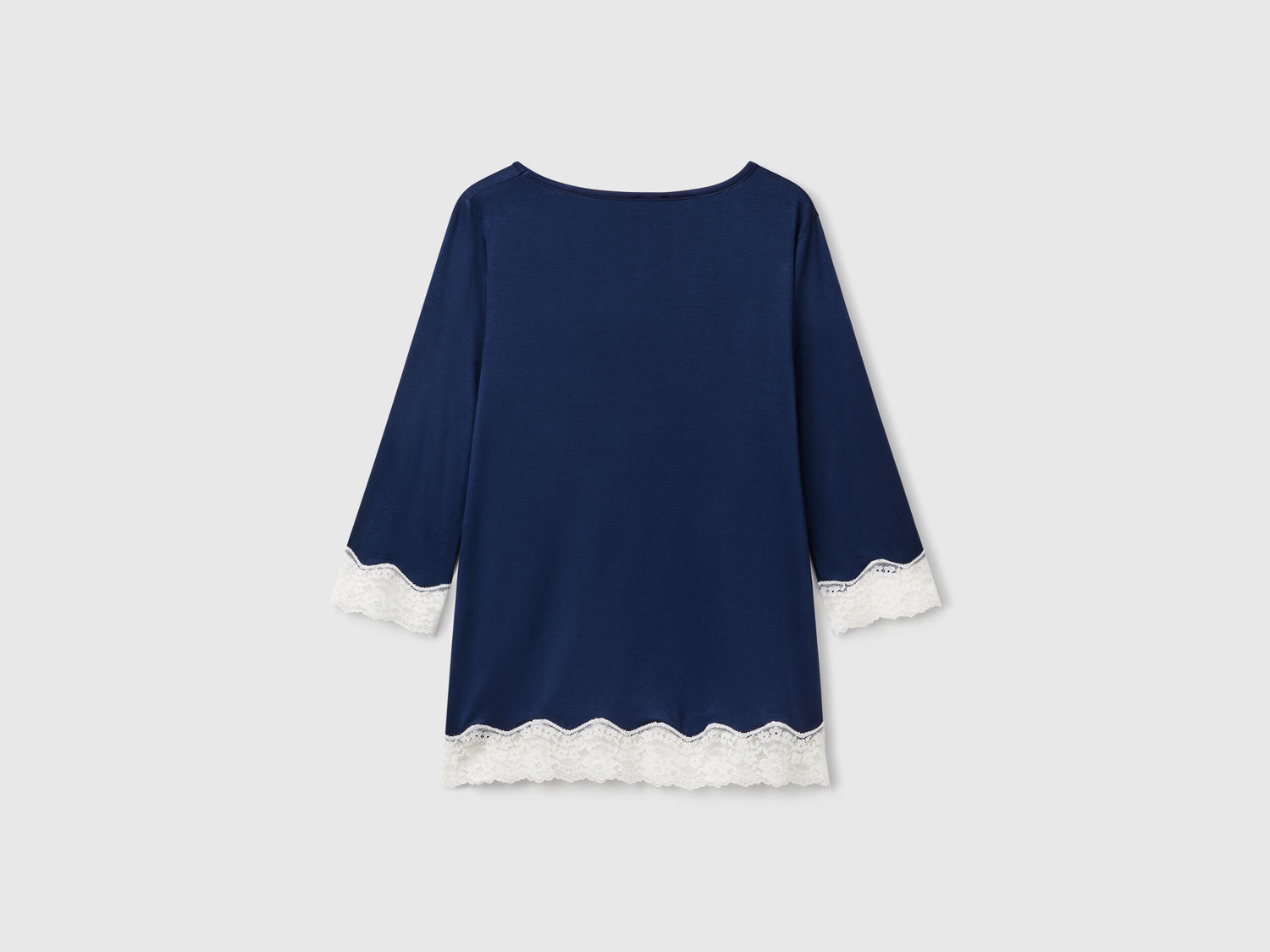 Benetton_Flowy Top with Lace Details_3Z123M07E_13C_05