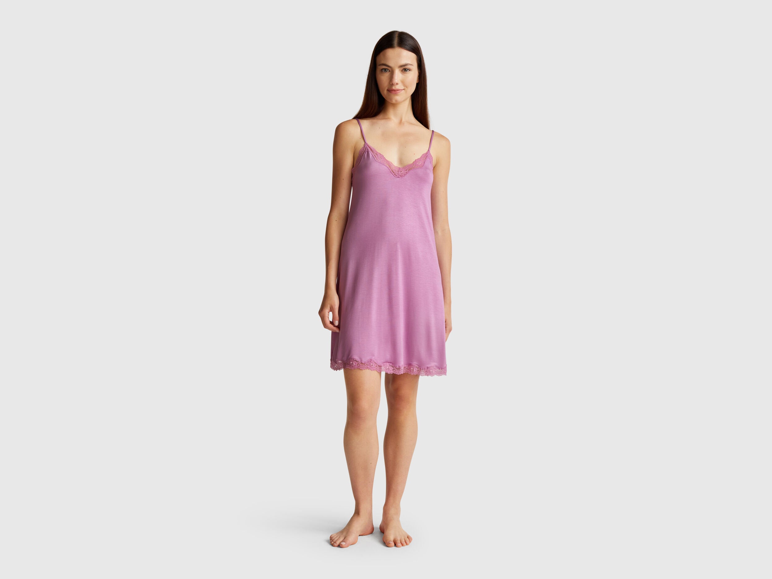 Benetton_Nightshirt with Lace Details_3Z123V00I_3Z4_01