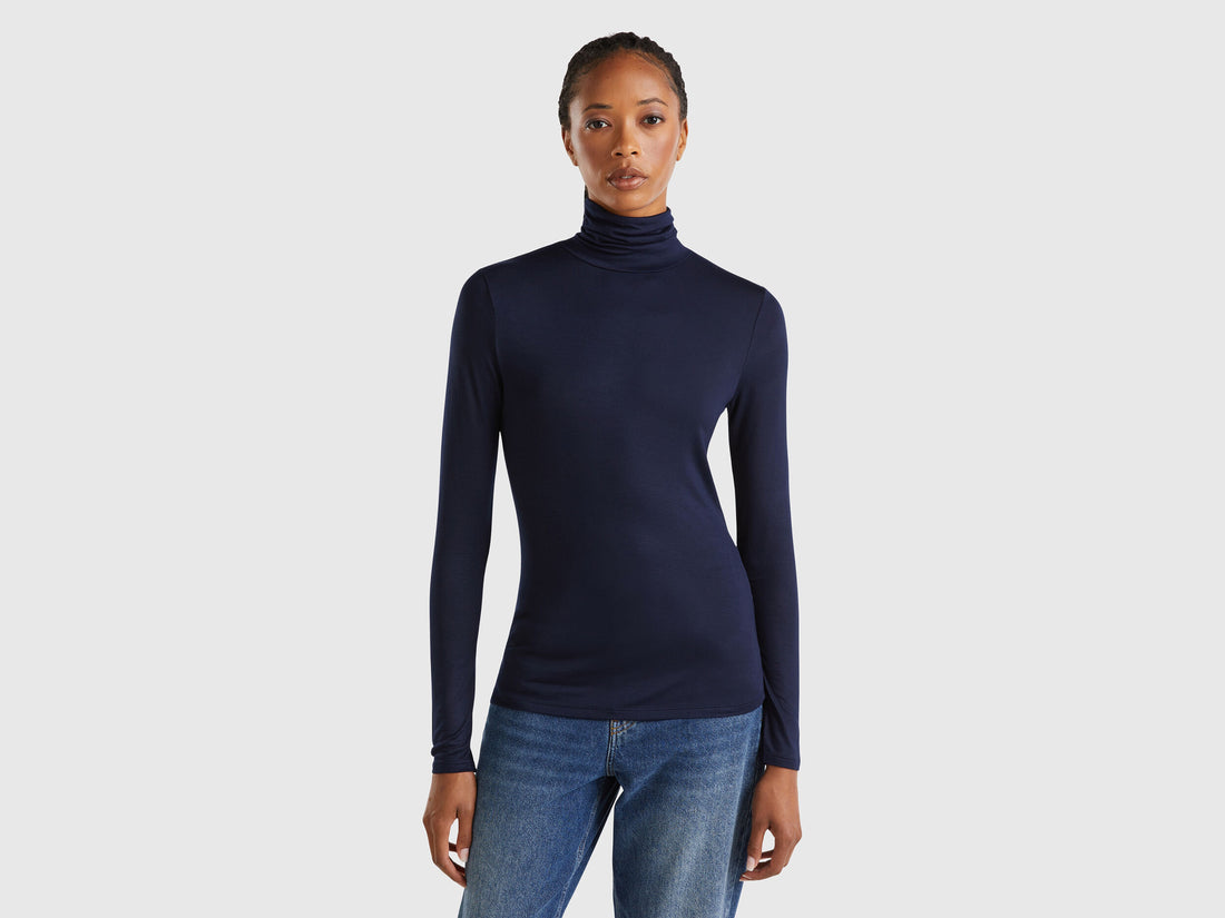 Turtleneck T-Shirt in Stretch Viscose_3Z12D2010_016_01