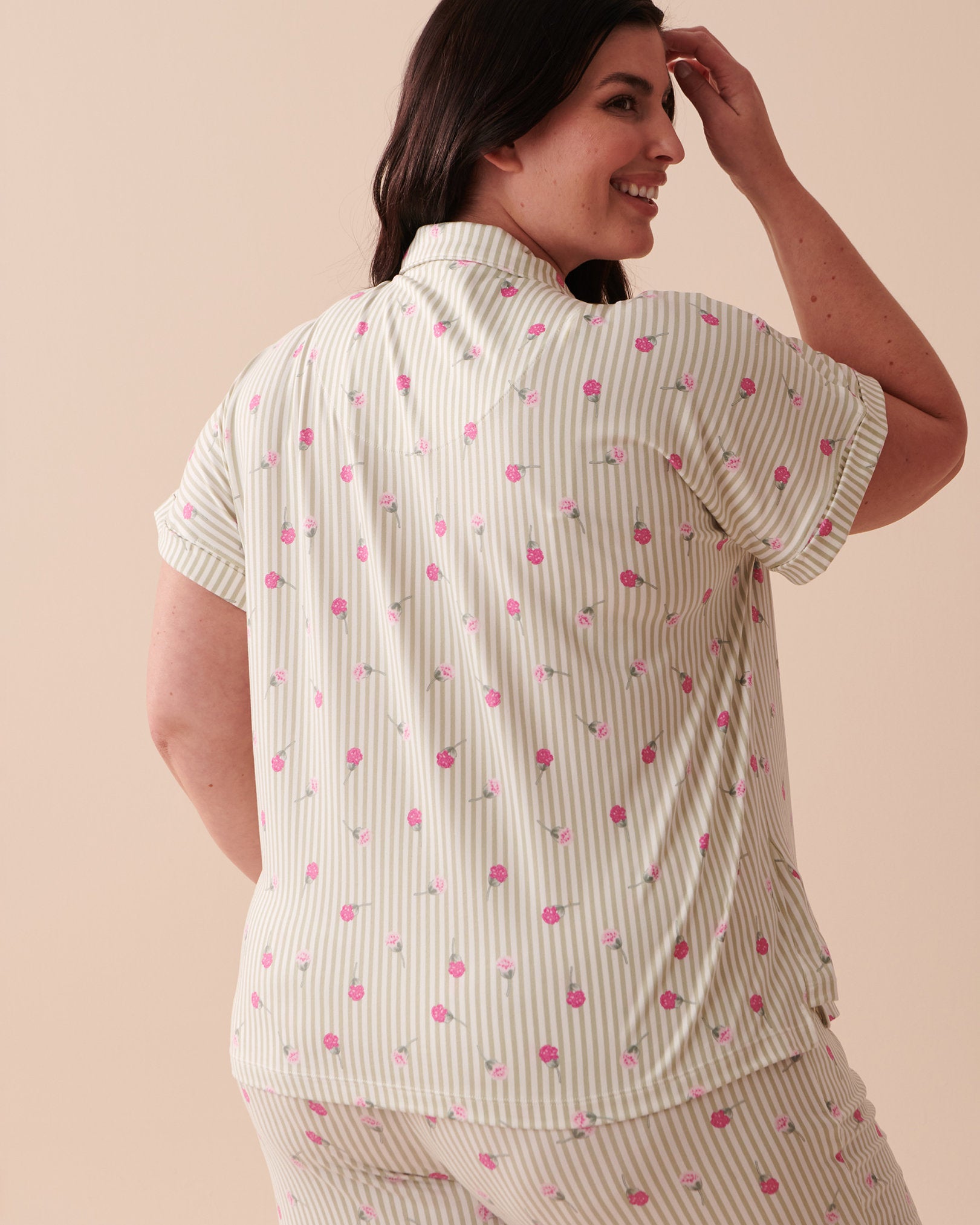 Peachy D Love Shirt S/Sl_40100535_P10354_05