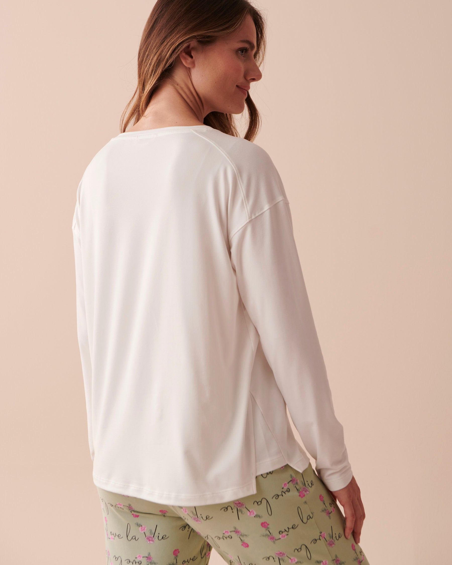 Peachy D Love T Shirt L/Sl_40100537_10011_02