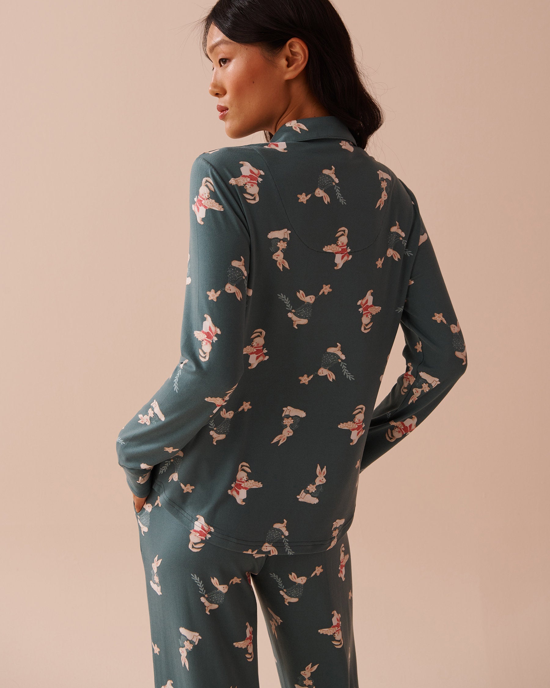 Rabbit Print Super Soft Button-down Shirt_40100660_P40392_02