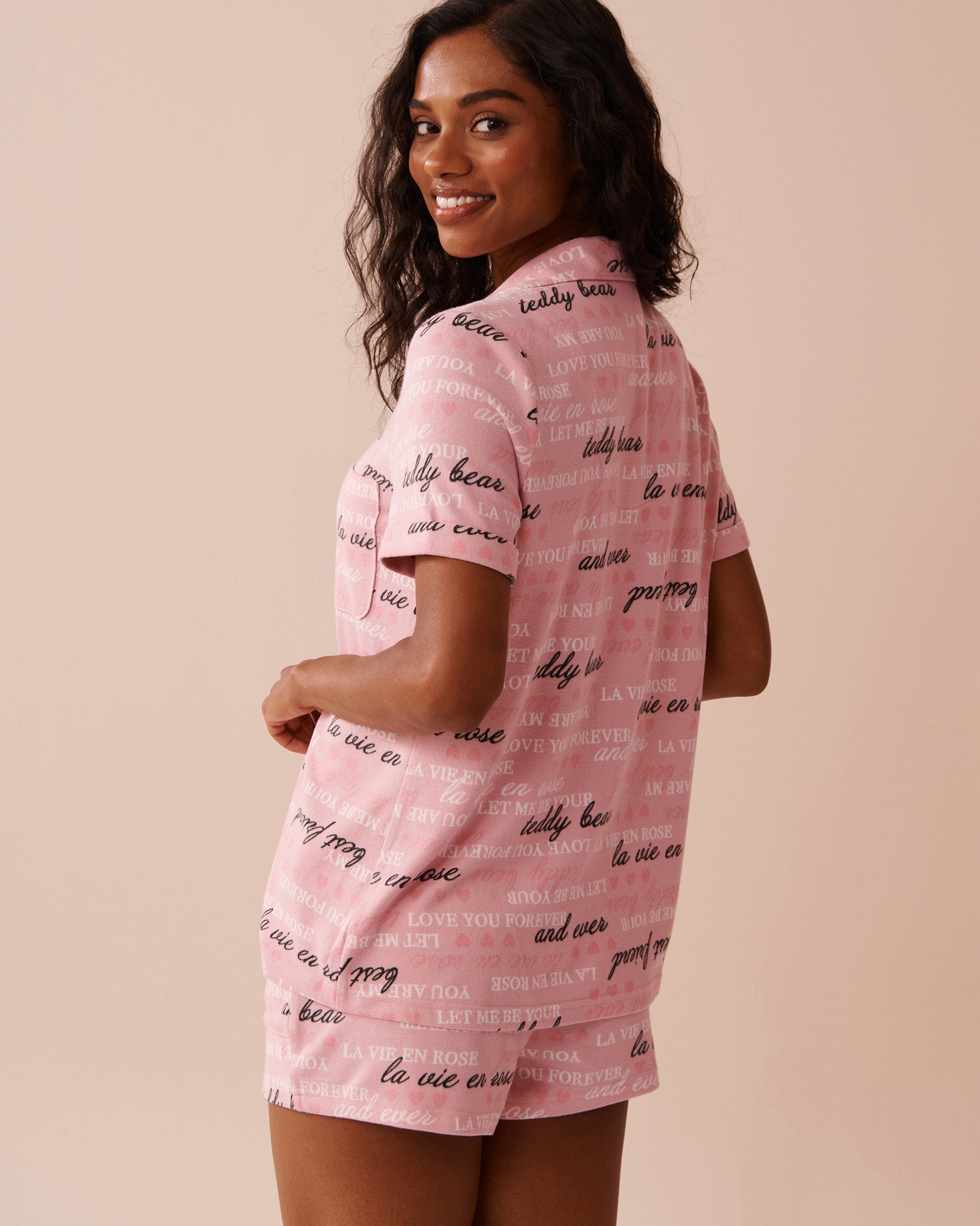 La Vie en Rose_Heart and Letter Print Recycled Fibers Button-Down_40100672_P60340_02
