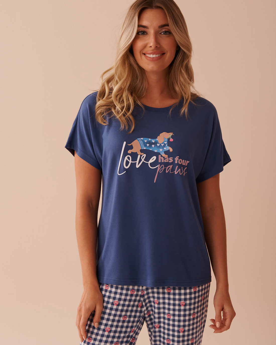 La Vie en Rose_Heart and Letter Print Recycled Fibers Crew Neck T_40100673_40170_01