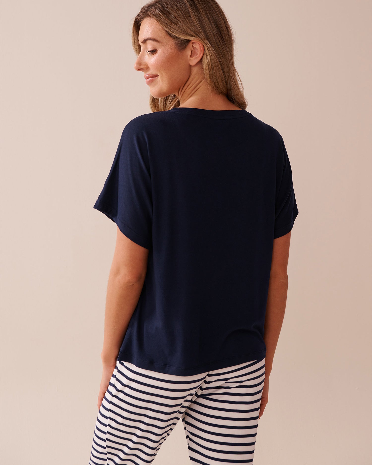 La Vie en Rose_Lemon Print Super Soft Loose Fit T-Shirt_40100716_40099_02