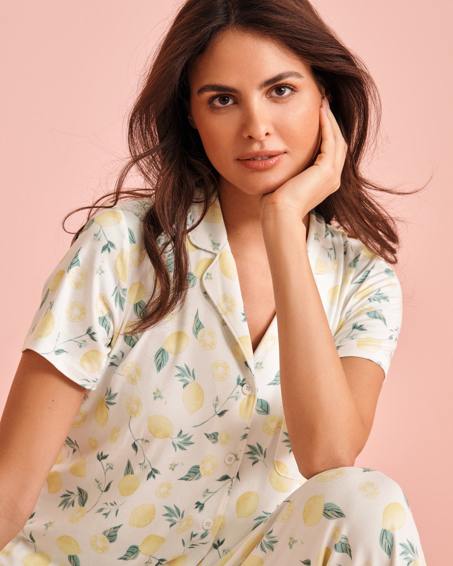 La Vie en Rose_Lemon Print Super Soft Button-Down Shirt_40100717_P10480_01