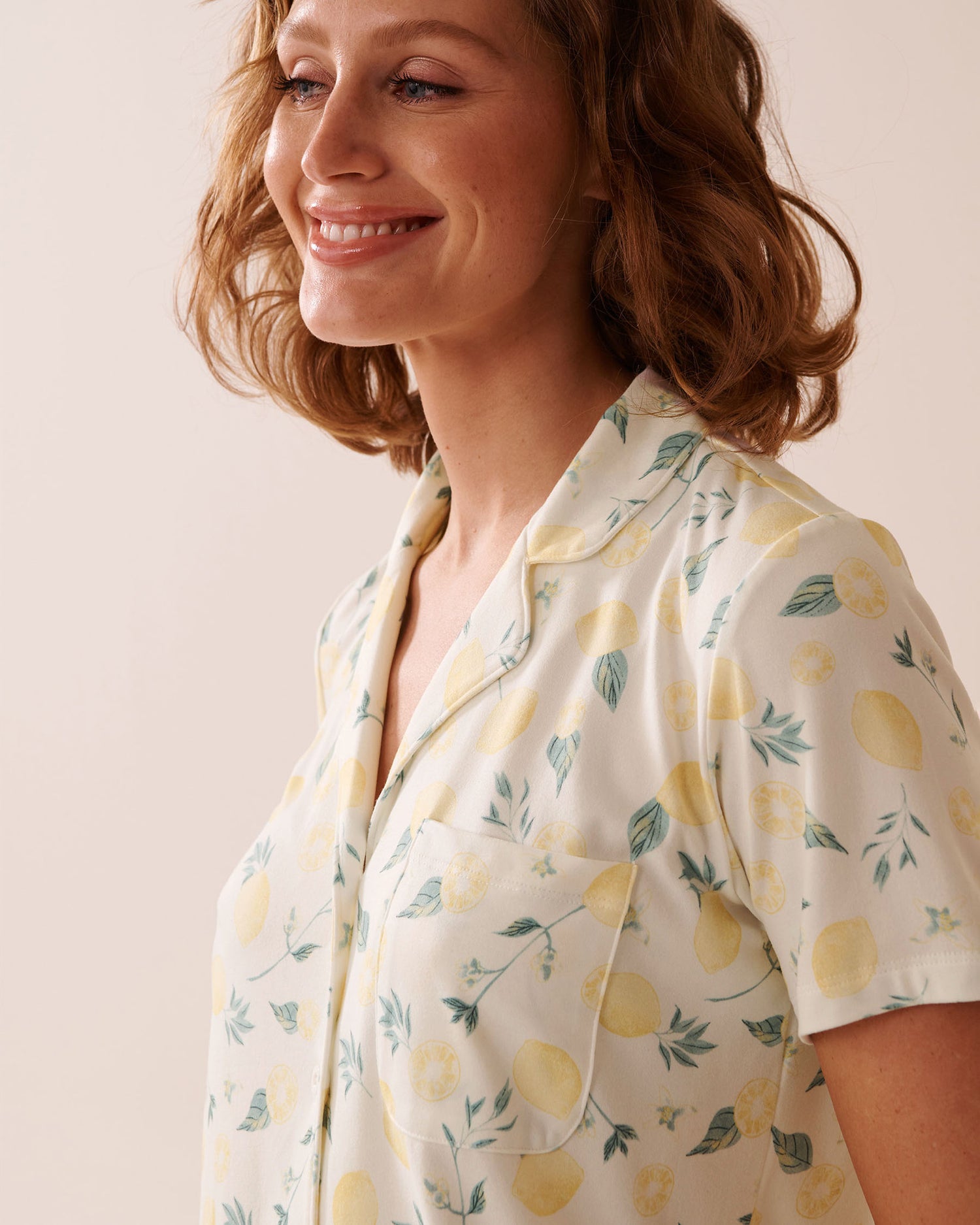 La Vie en Rose_Lemon Print Super Soft Button-Down Shirt_40100717_P10480_05
