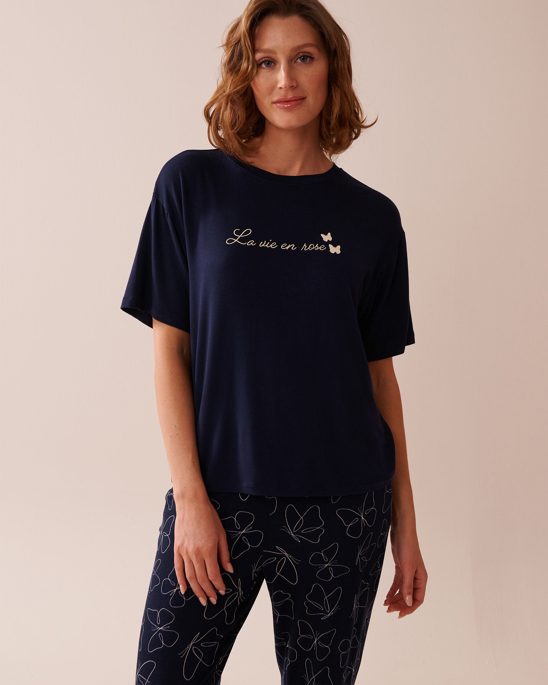 La Vie en Rose_Butterfly Print Soft Jersey Drop Shoulder T-Shirt_40100720_40099_03