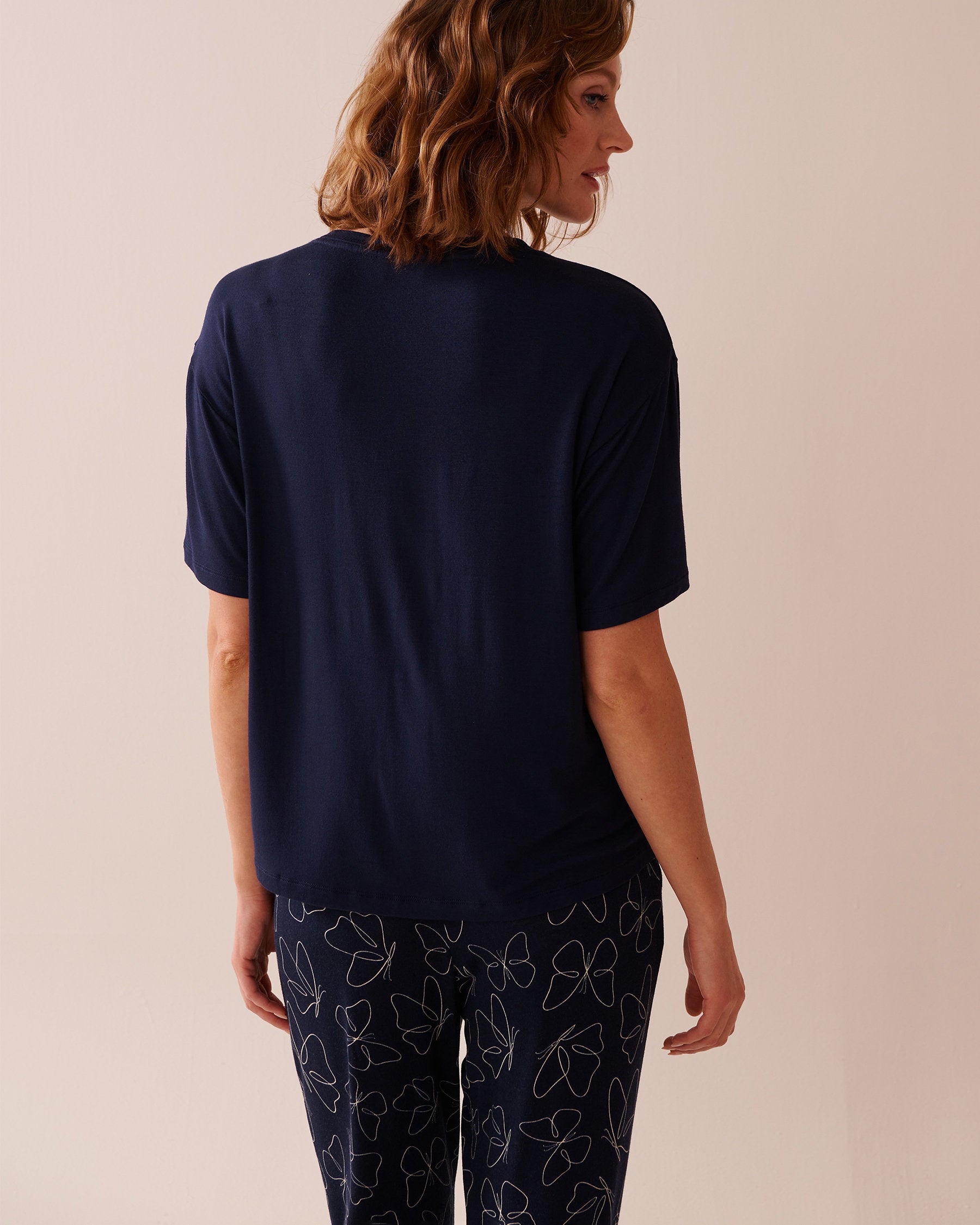 La Vie en Rose_Butterfly Print Soft Jersey Drop Shoulder T-Shirt_40100720_40099_04