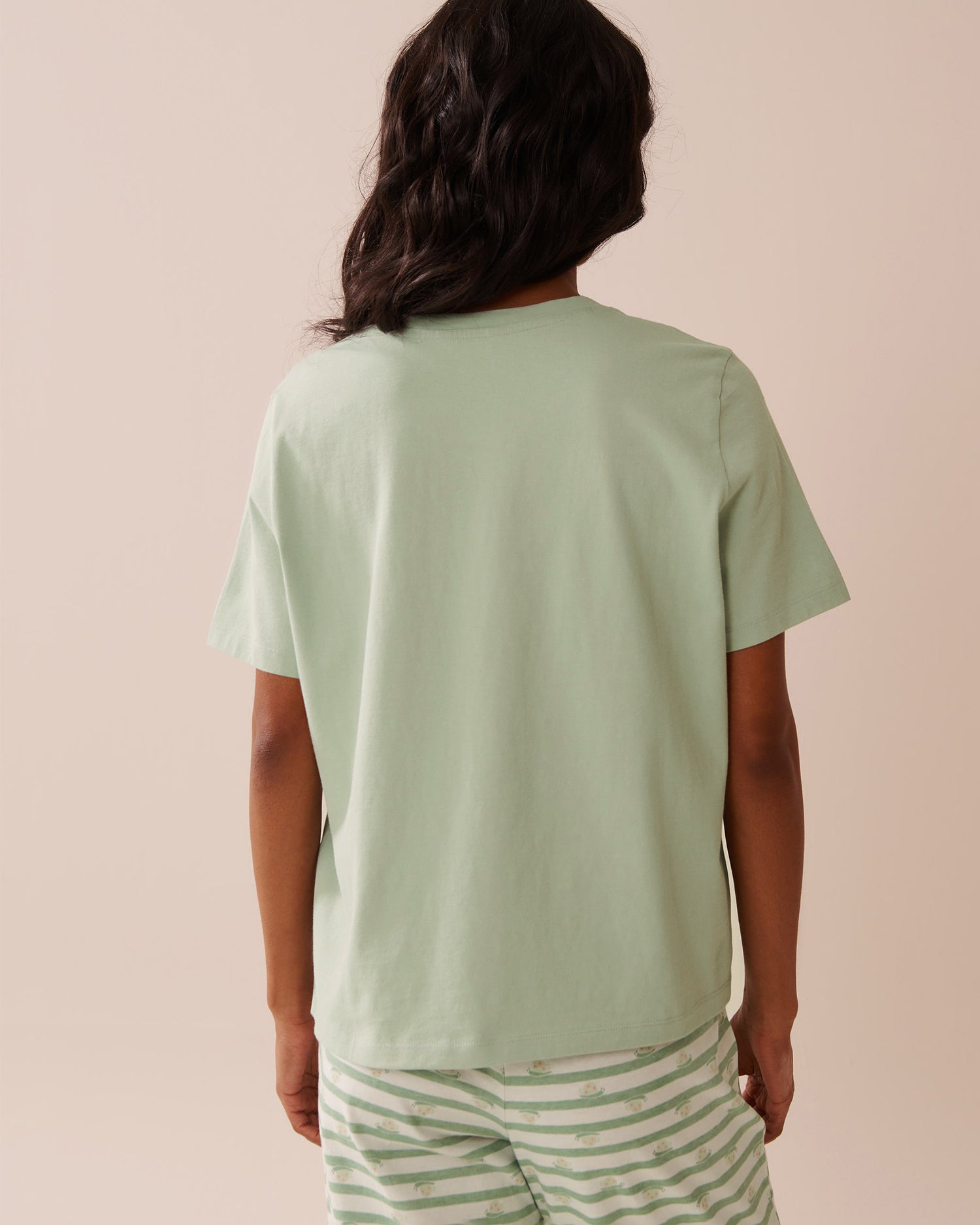 La Vie en Rose_Snail Print Crew Neck Cotton T-Shirt_40100726_30055_02