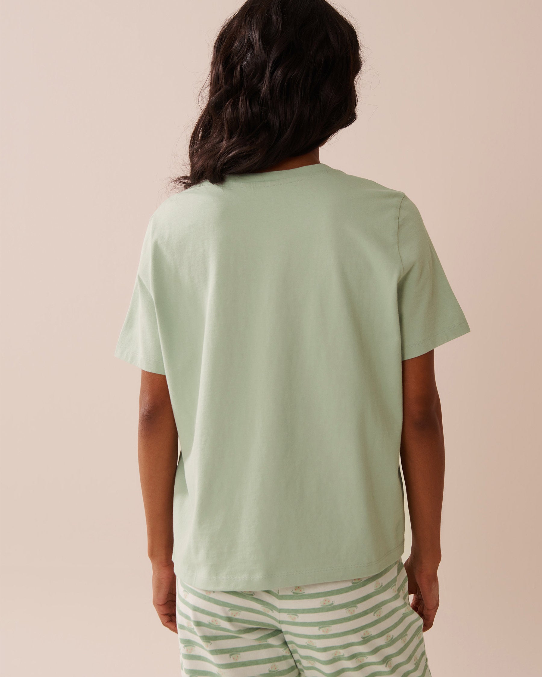 La Vie en Rose_Snail Print Crew Neck Cotton T-Shirt_40100726_30055_02