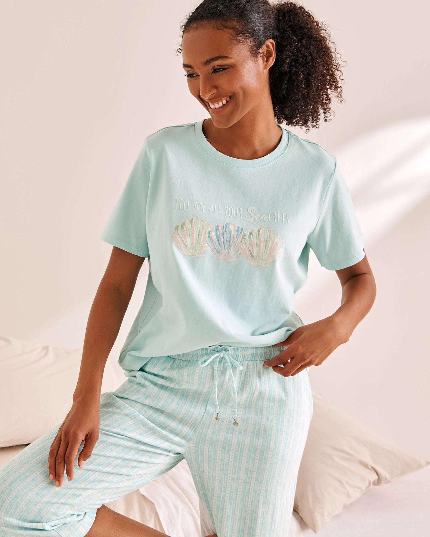 La Vie en Rose_Seashell Print Crew Neck Cotton T-Shirt_40100726_40090_01