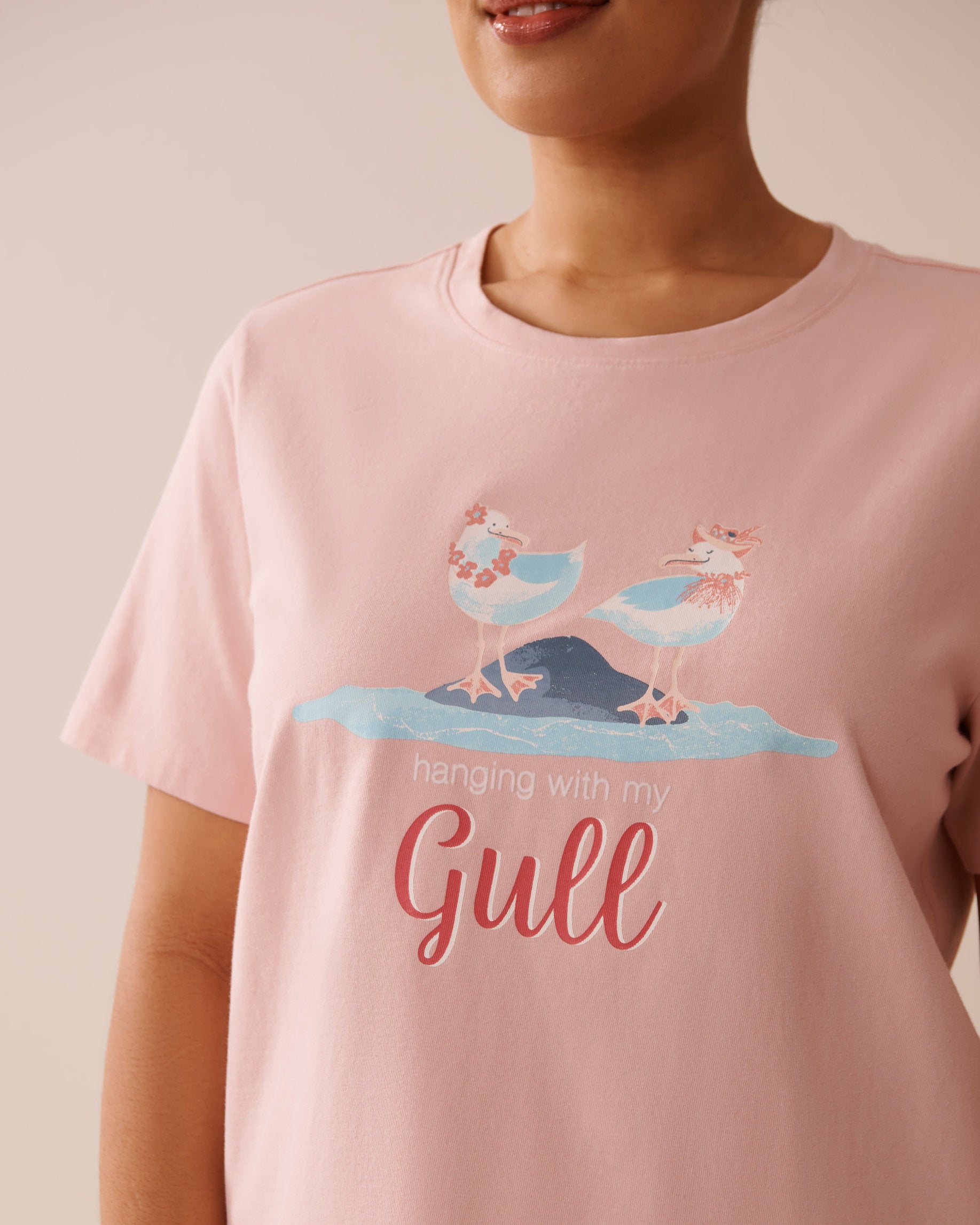 La Vie en Rose_Seagull Print Crew Neck Cotton T-Shirt_40100726_60059_03