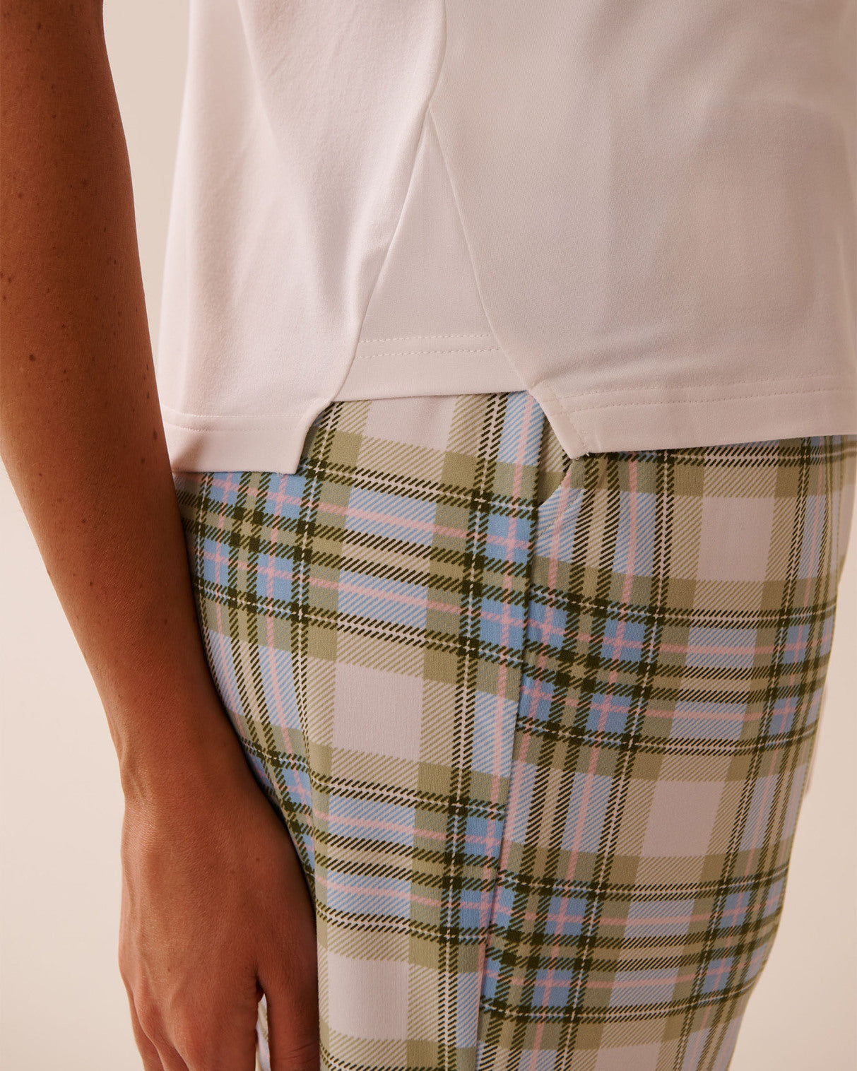 La Vie en Rose_Snow White_Frog Print Super Soft T-shirt_40100755_10011_03