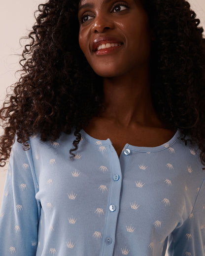 La Vie en Rose_Powder Blue Crown_Crown Print Ribbed Long Sleeve Shirt_40100759_P40468_05