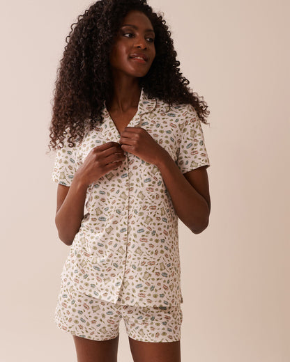 La Vie en Rose_Snow White Frog_Frog Print Super Soft Button-Down Shirt_40100761_P10514_01