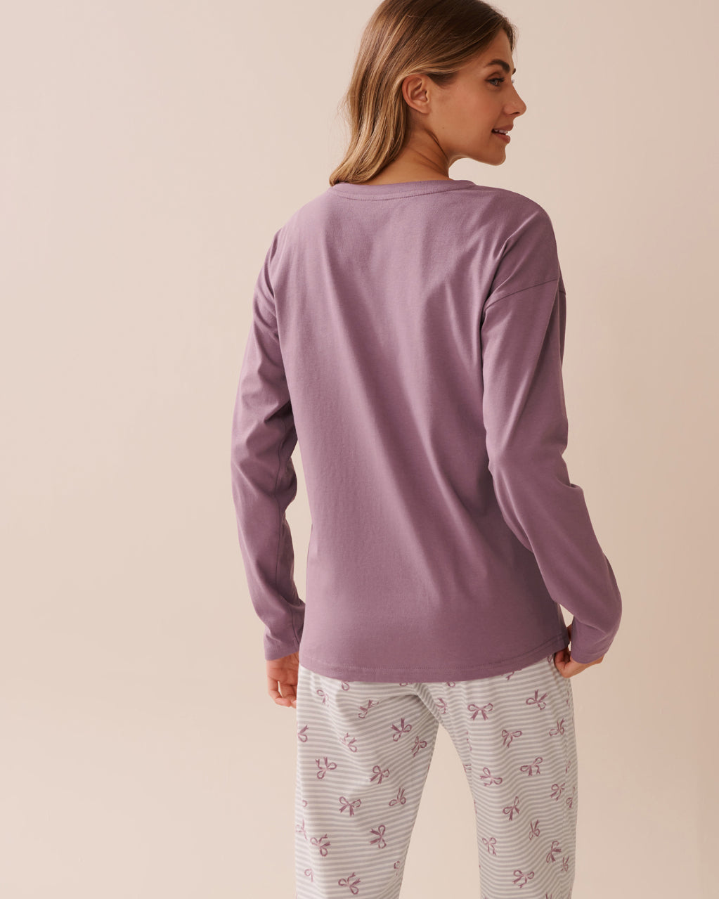 La Vie en Rose_Grapeade_Bow Print Cotton Long Sleeve Shirt_40100769_50058_02