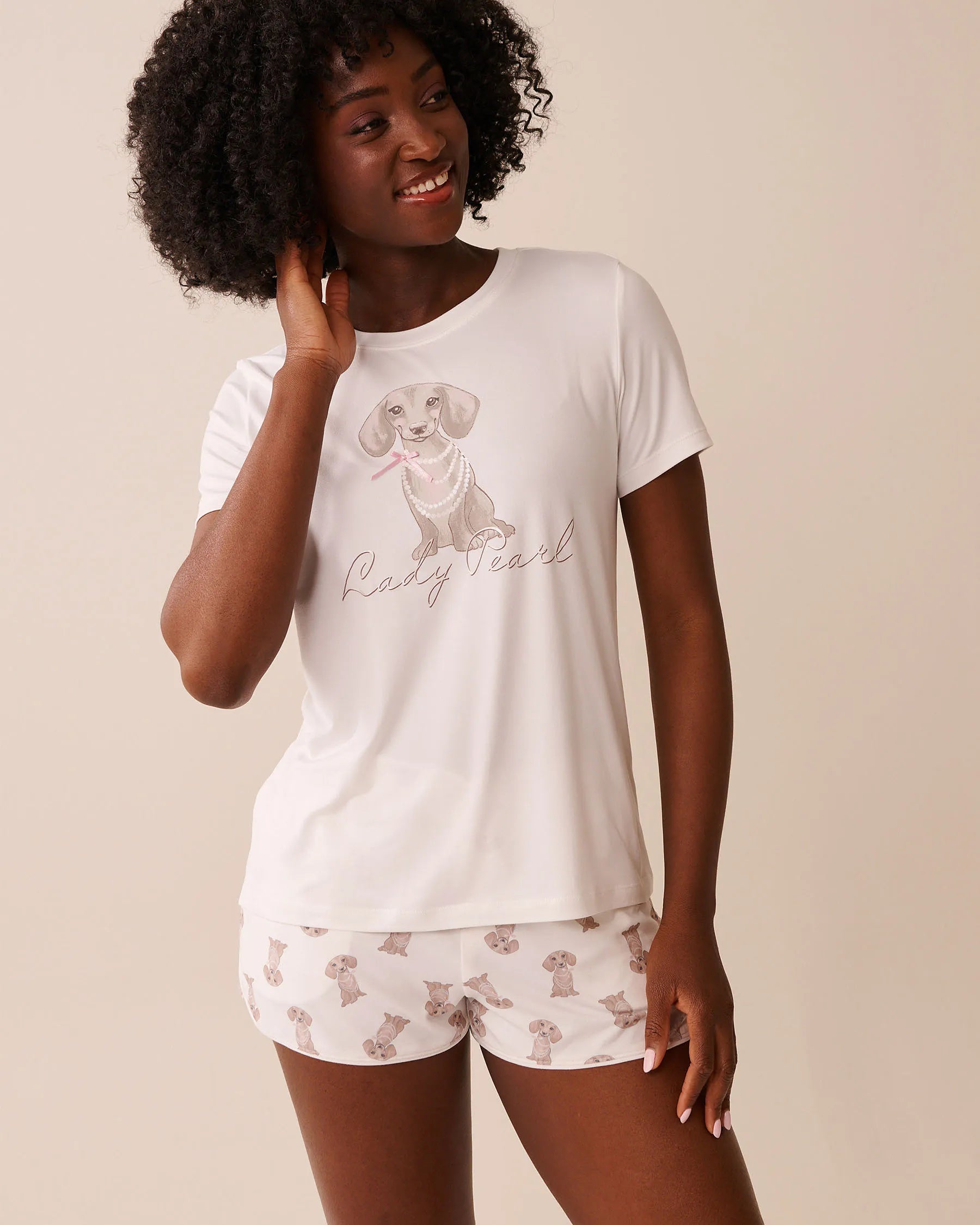 La Vie en Rose_Snow White W/Screen_Dachshund Print Super Soft T-Shirt_40100773_P10562_01