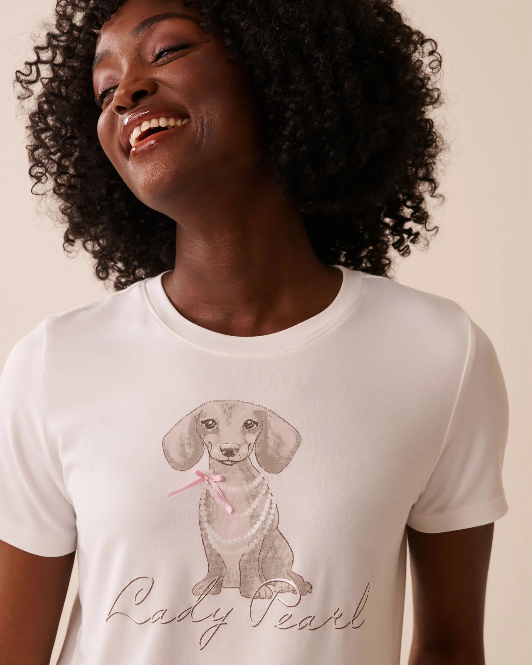 La Vie en Rose_Snow White W/Screen_Dachshund Print Super Soft T-Shirt_40100773_P10562_03