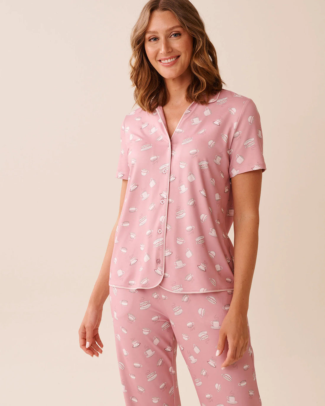 La Vie en Rose_Zephyr Coffee_Coffee Cup Print Super Soft Button-Down Shirt_40100778_P60400_01
