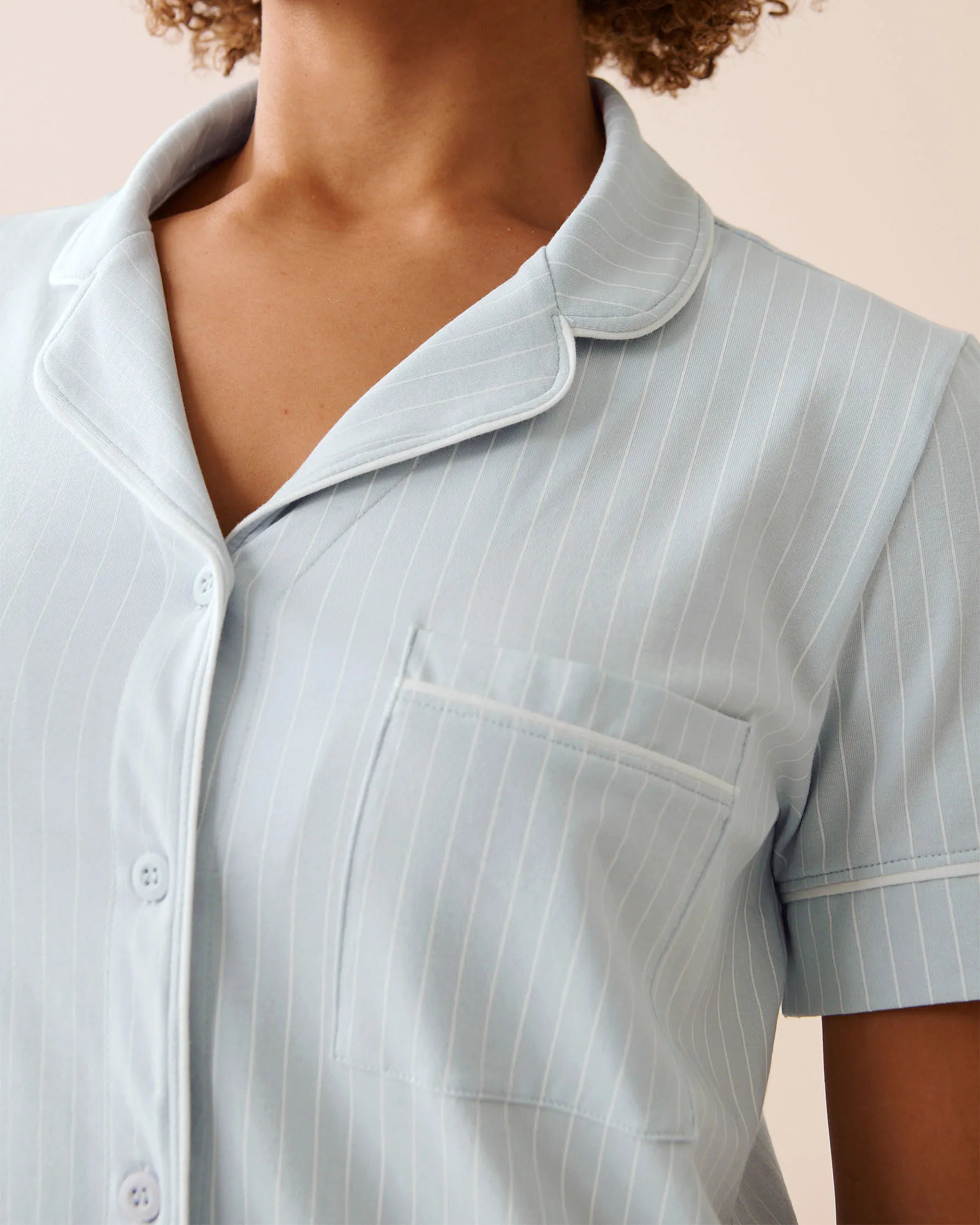 La Vie en Rose_Baby Blue Pinstripe_Cotton Short Sleeve Button-Down Shirt_40100783_P40485_05