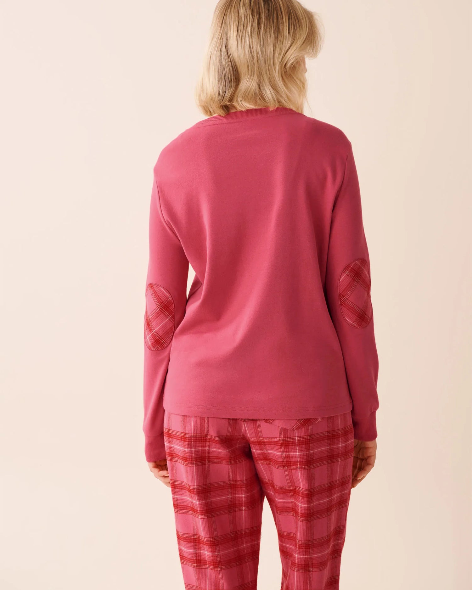 La Vie en Rose_Carmine_Comfort &amp; Joy Interlock Sweater_40100788_60190_02