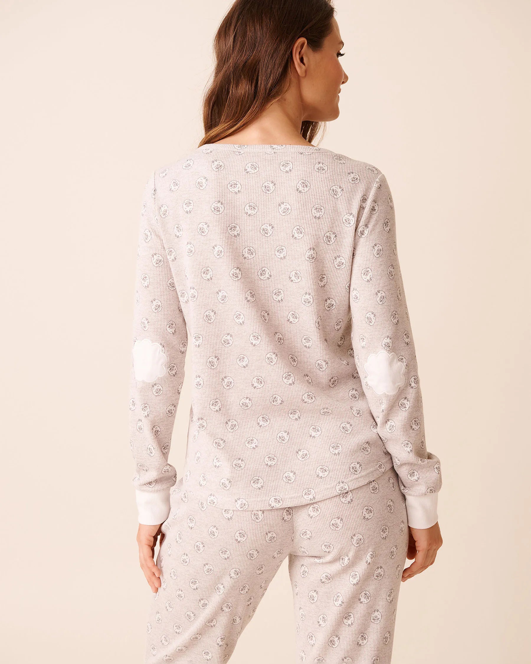 La Vie en Rose_Comfy Grey Printed Mix Sheep_Sheep Print Waffle Knit Long Sleeve Shirt_40100800_P00478_02
