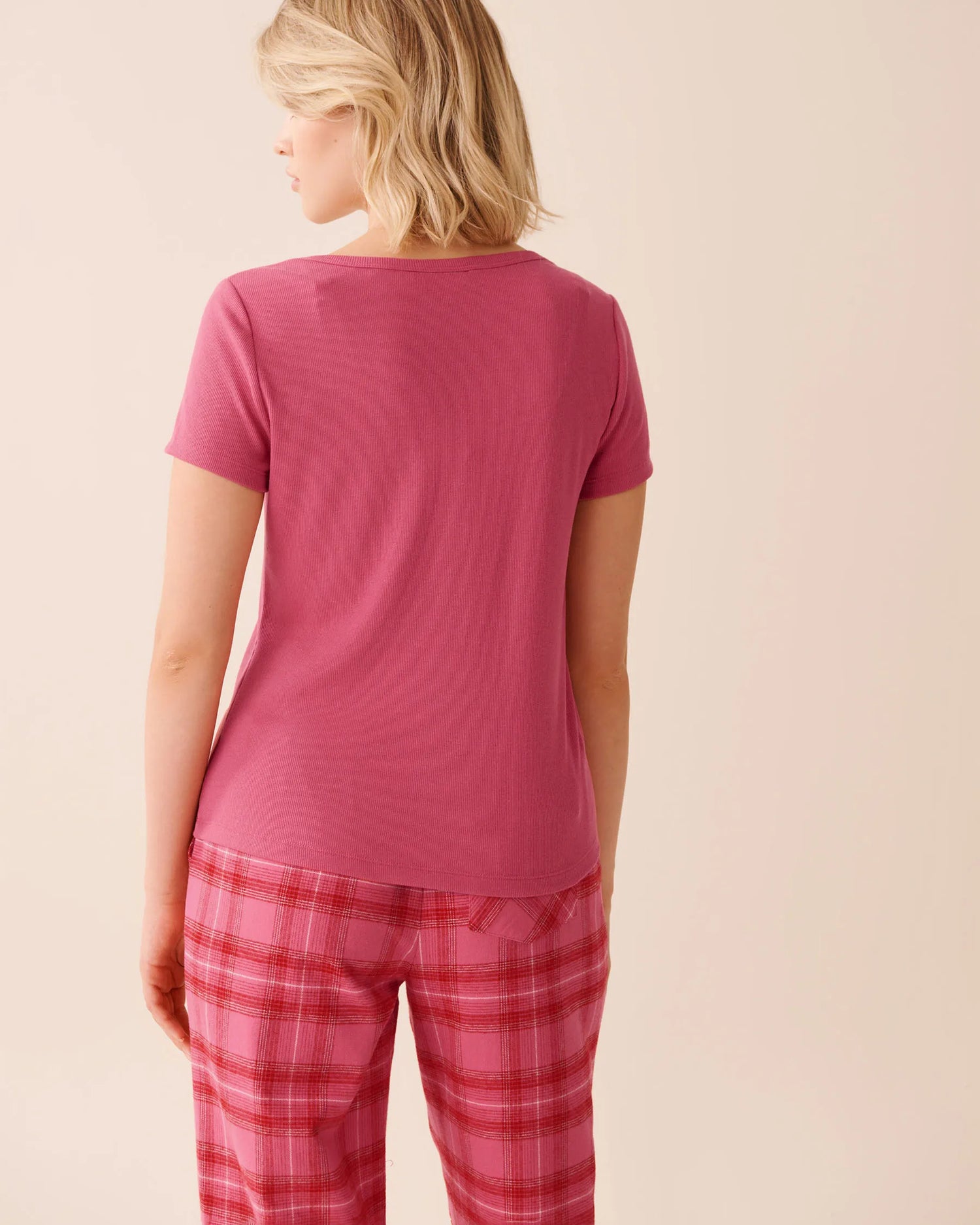 La Vie en Rose_Carmine_Ribbed Henley T-shirt_40100804_60190_02