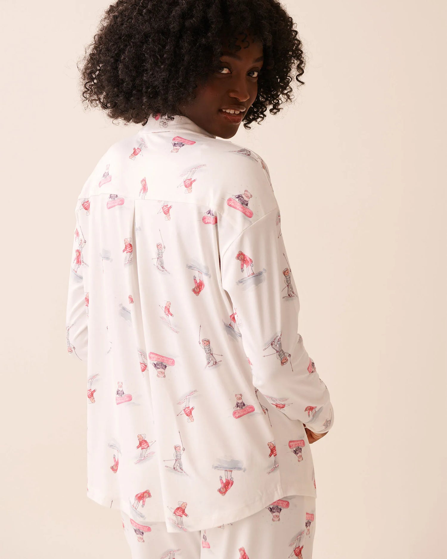 La Vie en Rose_Snow White Ski_Apr�s-Ski Print Super Soft Button-down Shirt_40100811_P10550_02
