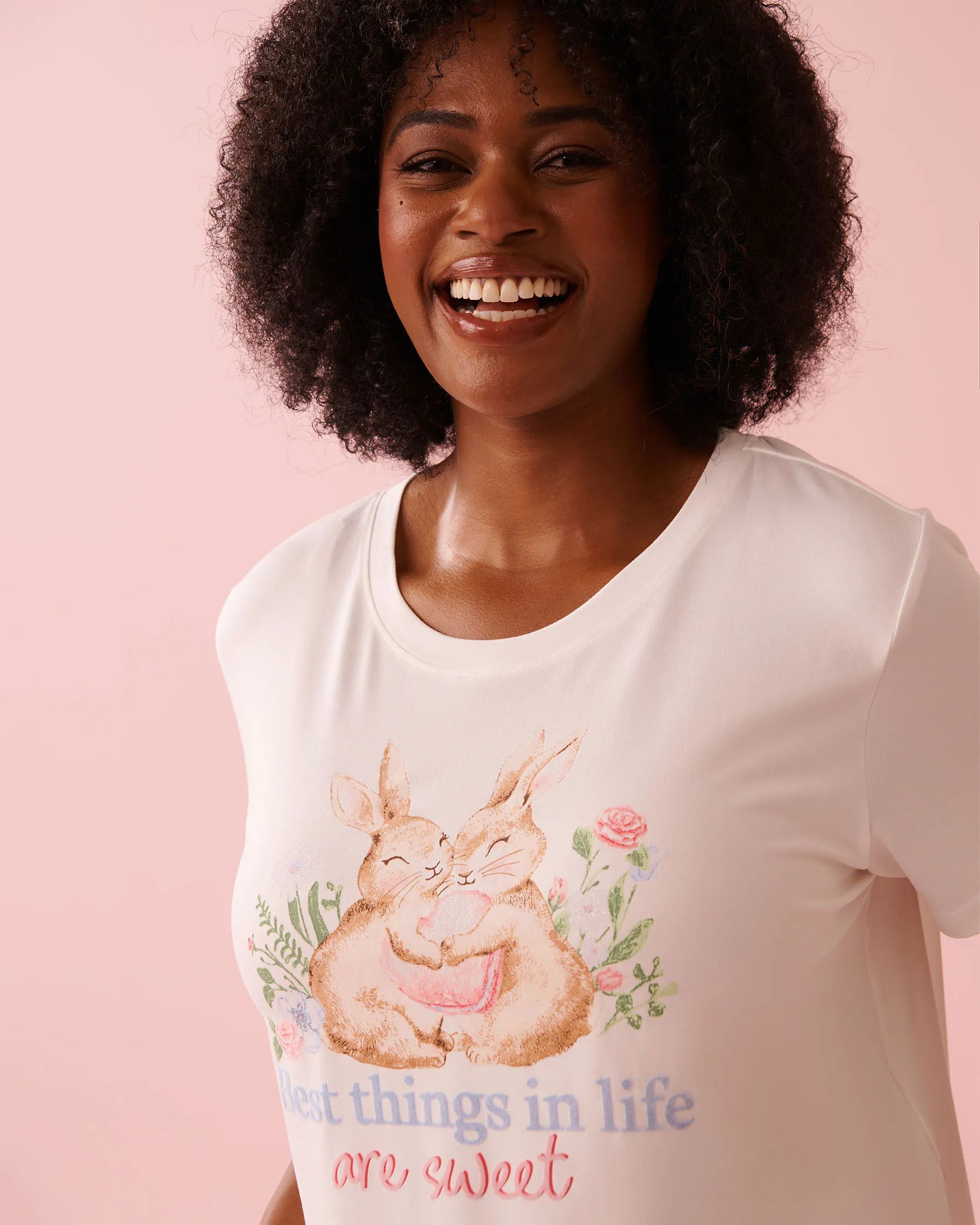 La Vie en Rose Snow White Women Bunny Print Super Soft T-shirt SKU: 40100826_10011 Image 06