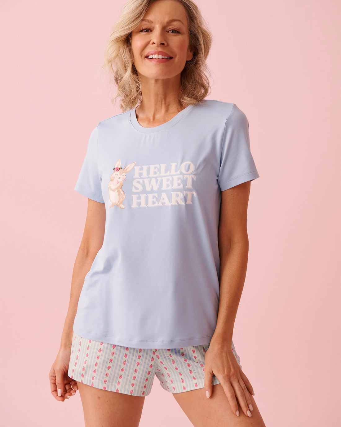 La Vie en Rose Windsurfer Women Bunny Print Super Soft T-shirt SKU: 40100826_40264 Image 01