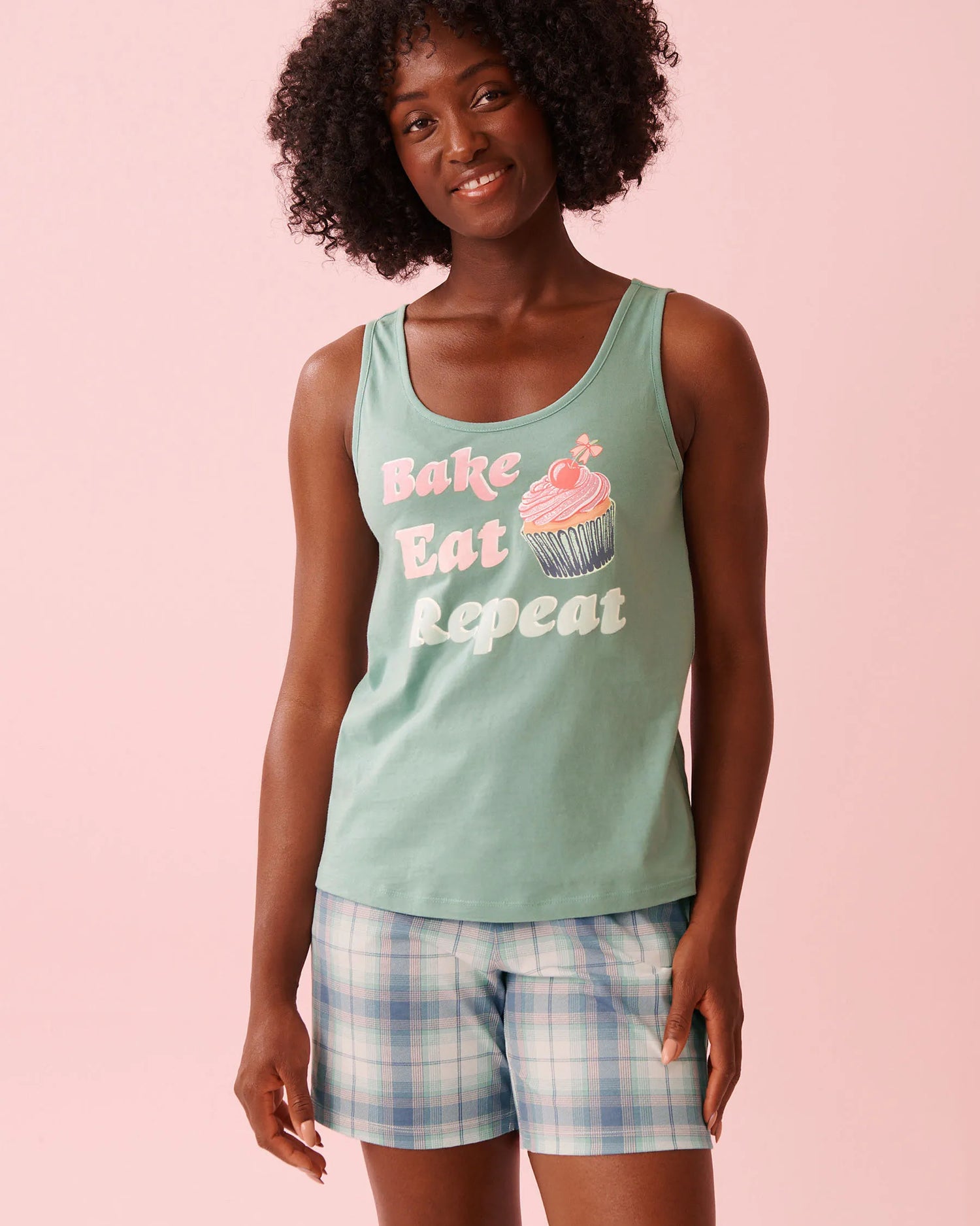 La Vie en Rose Aquifer Women Cupcake Print Cotton Scoop Neck Cami SKU: 40100834_40200 Image 03