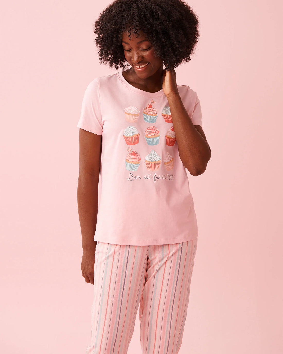 La Vie en Rose Crystal Rose Women Cupcake Print Cotton Crew Neck T-shirt SKU: 40100836_60108 Image 01